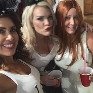 Meet your Posher, Carrie